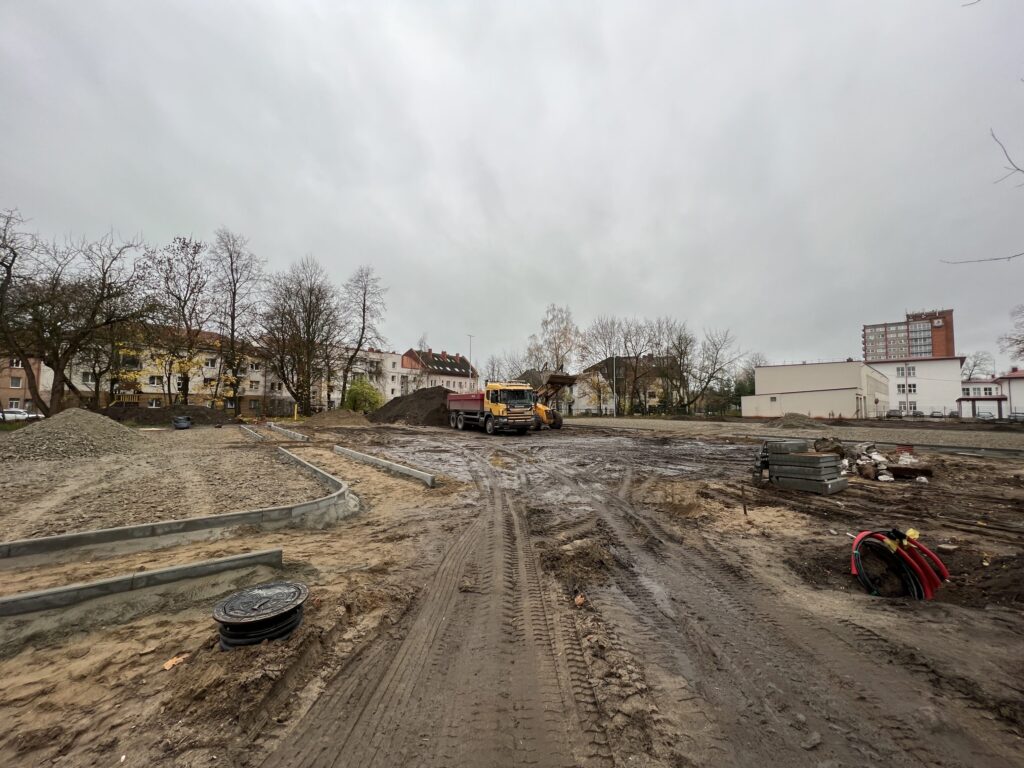 Klaipėdos uostamiesčio progimnazijos stadionas (S. Daukanto g. 5) - Sports arena - construction photos