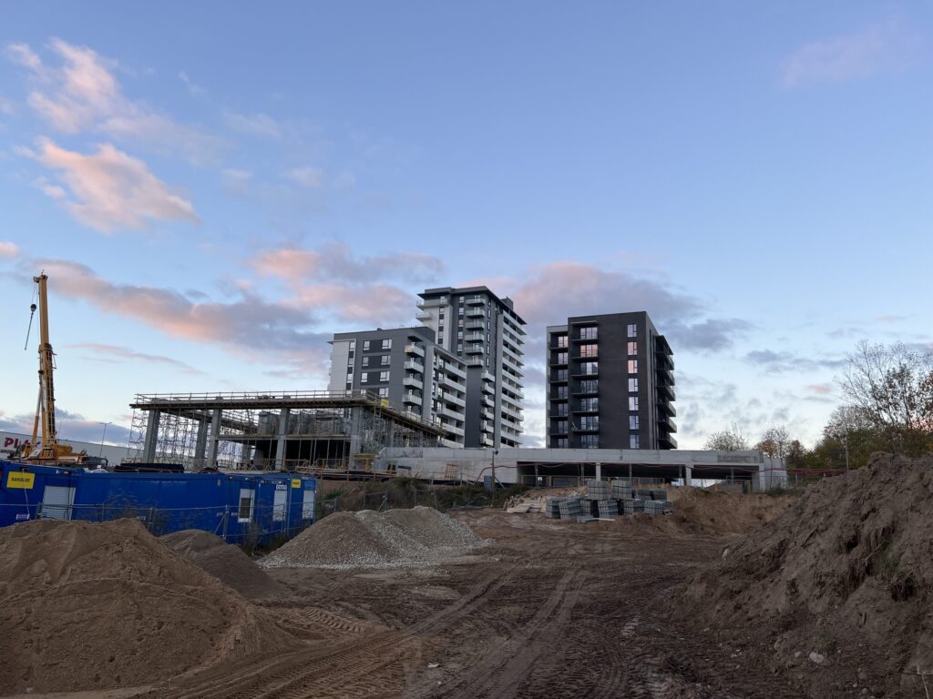 Sky Office (Spaudos g. 7) - Office center - construction photos