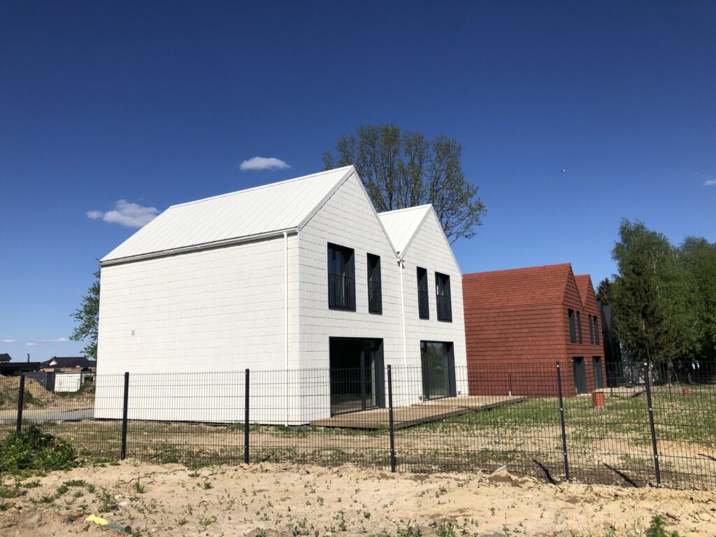 Ąžuolo kvartalas 1 etapas (Bernotų g. 1, Bernotų g. 17, Lavoriškių g. 1, Karmazinų g. 2) - Row housing - construction photos