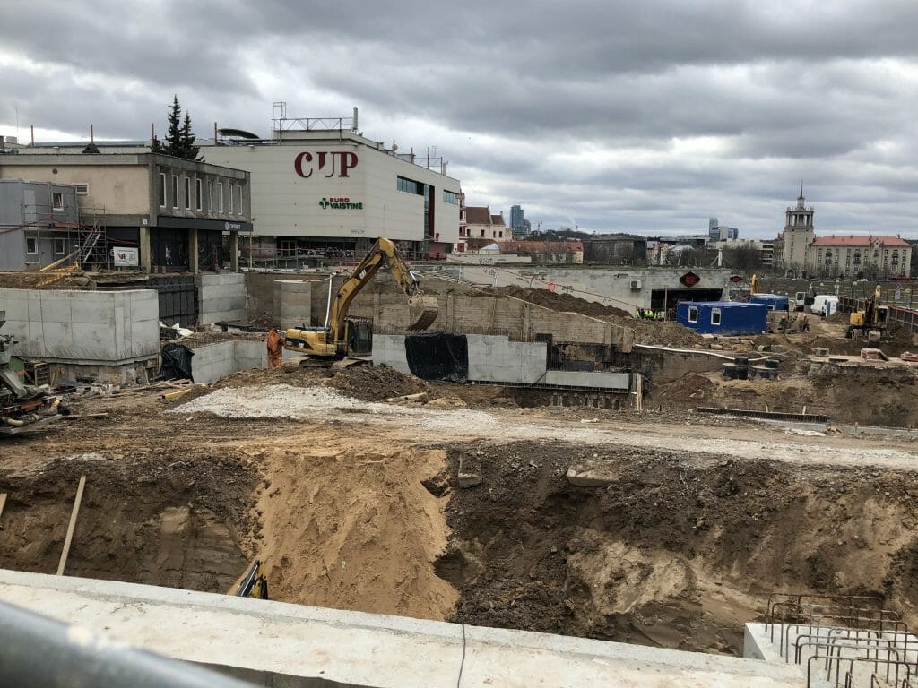 Artery (Konstitucijos pr. 18B) - Biroju centrs - būvdarbu attēli