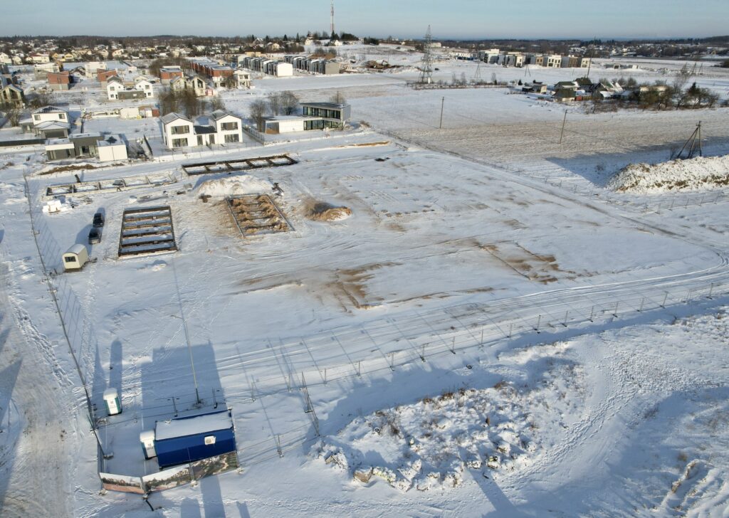 Sveiki! Kalnėnuose (Lyvių g. 53) - Sublokuoti namai - statybų nuotraukos