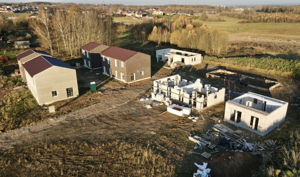 Pavilnio oazė 1 etapas (Adolfo Šapokos g. 36, 40, 40A, 42, Juozo Ereto g. 51, 51A, 51B) - Private house community, Row housing - construction photos