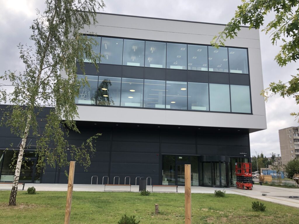 IKI Pilaitės pr. parduotuvė ir administracinis (Pilaitės pr. 42) - Food store, Office center - construction photos