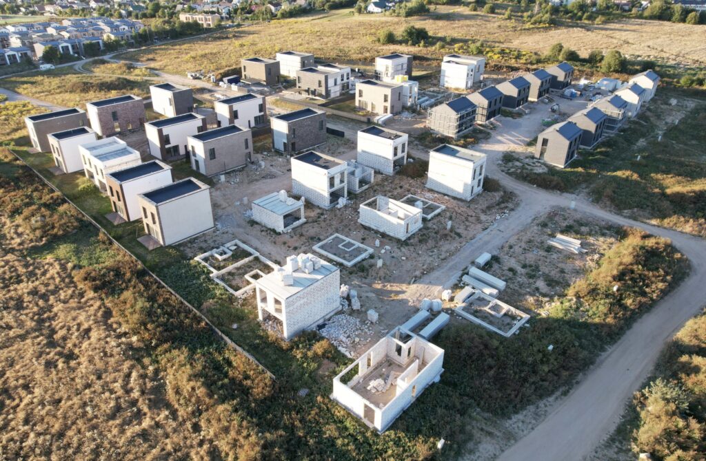 Hetitų g. namai (Hetitų g. 1, 2, 3, 4, 5, 6, 7, 8, 9, 10, 11, 12, 14, 16, 22, 24, 26, 28, 32, 33, 34, 35, 36, 37, 39, 41, 43, 47, 49) - Private house community - construction photos