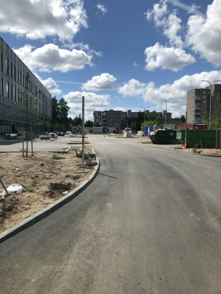 IKI Pilaitės pr. parduotuvė ir administracinis (Pilaitės pr. 42) - Food store, Office center - construction photos