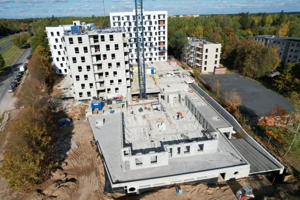 Jomanto parkas 1-2 etapai (Baltupio g. 61A) - Multi apartment - construction photos