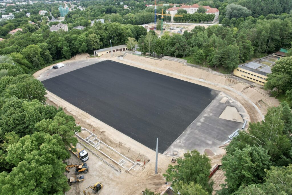 Kalnų parko stadionas (T. Kosciuškos g. 7) - Sports field or court - construction photos