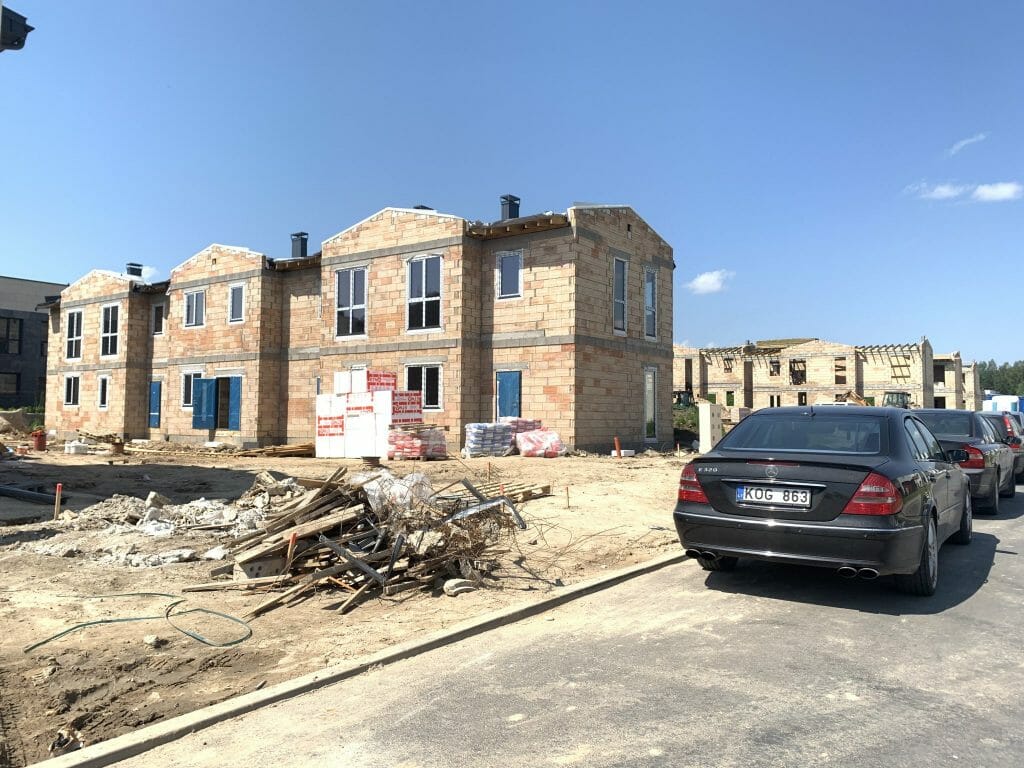 Kotedžai Kalnėnuose 2 etapas (Kroatų g.) - Row housing - construction photos