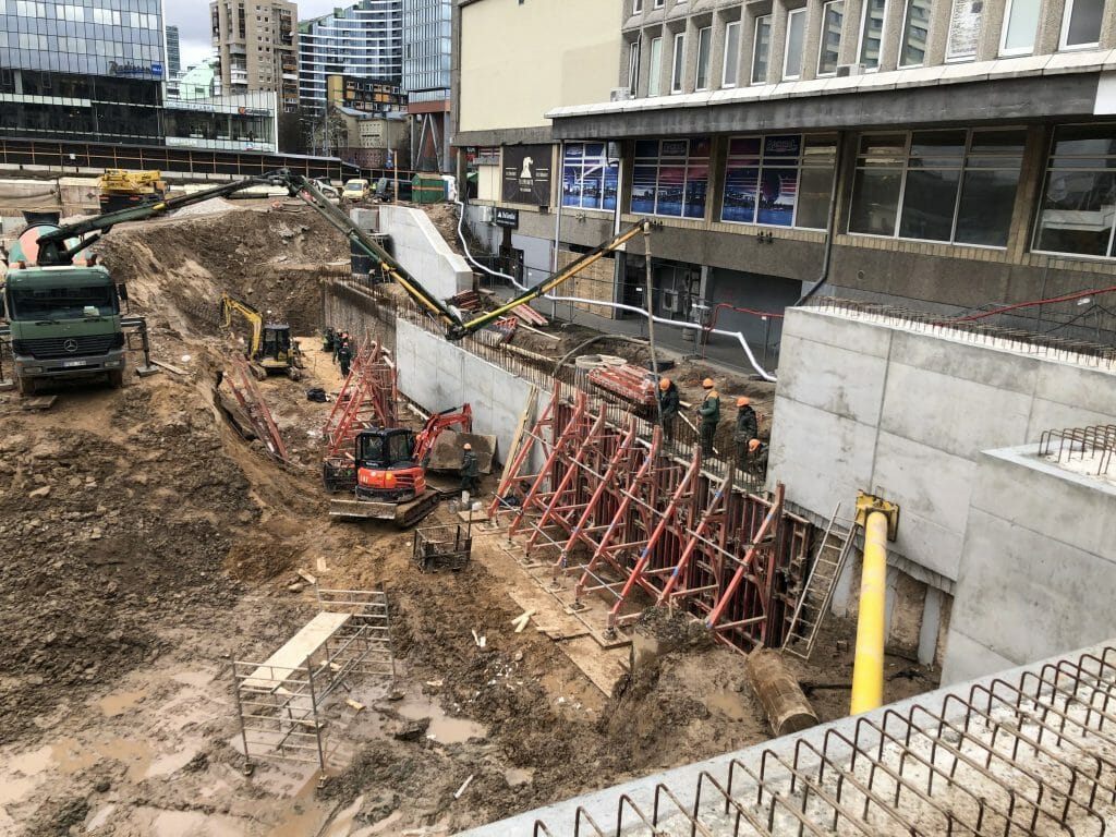 Artery (Konstitucijos pr. 18B) - Biroju centrs - būvdarbu attēli