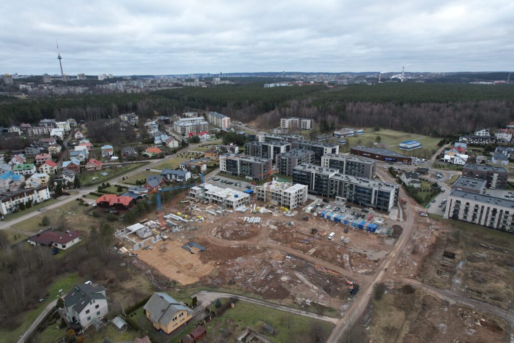 Aitvarų namai 4 etapas (Lietaus g. 8, Lazdynėlių g. 16D, Lazdynėlių g. 16E, Lietaus g. 14) - Korterelamu - ehituse fotod