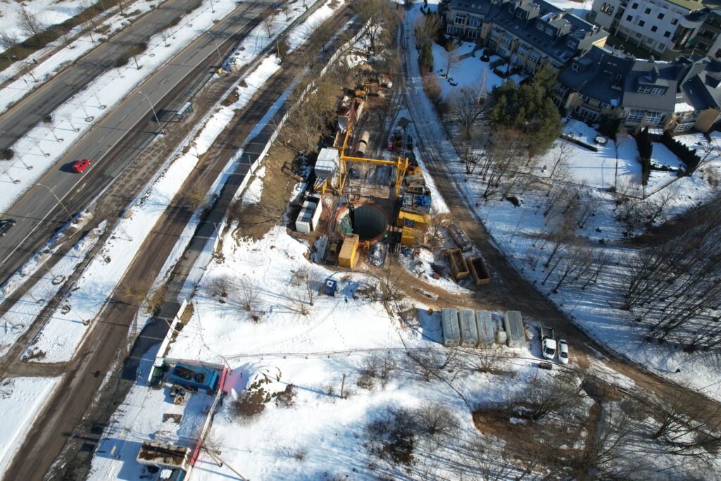 Paviršiniai nuotekų tinklai, valykla ir kaupykla Ozo g. (Šiaurinė, Ukmergės, Ozo, Miglos, Paribio, Lūšių, Elnių g.) - Izplatīšanas tīkls, Parks - būvdarbu attēli