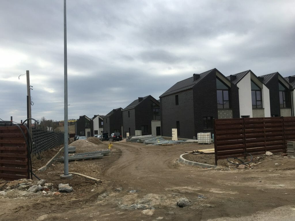 Saulės slėnis (Ukrainiečių g. 54, 56, 58, 60, 62) - Ridaelamu - ehituse fotod