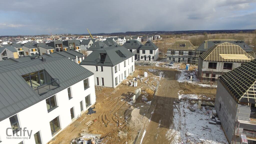 Rytinė žvaigždė (Valonų g. 13) - Row housing - construction photos