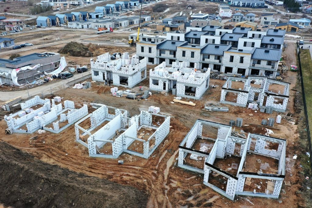 Kalnėnų TRIO 1-2 etapai (Albanų g. 12, 14) - Row housing - construction photos