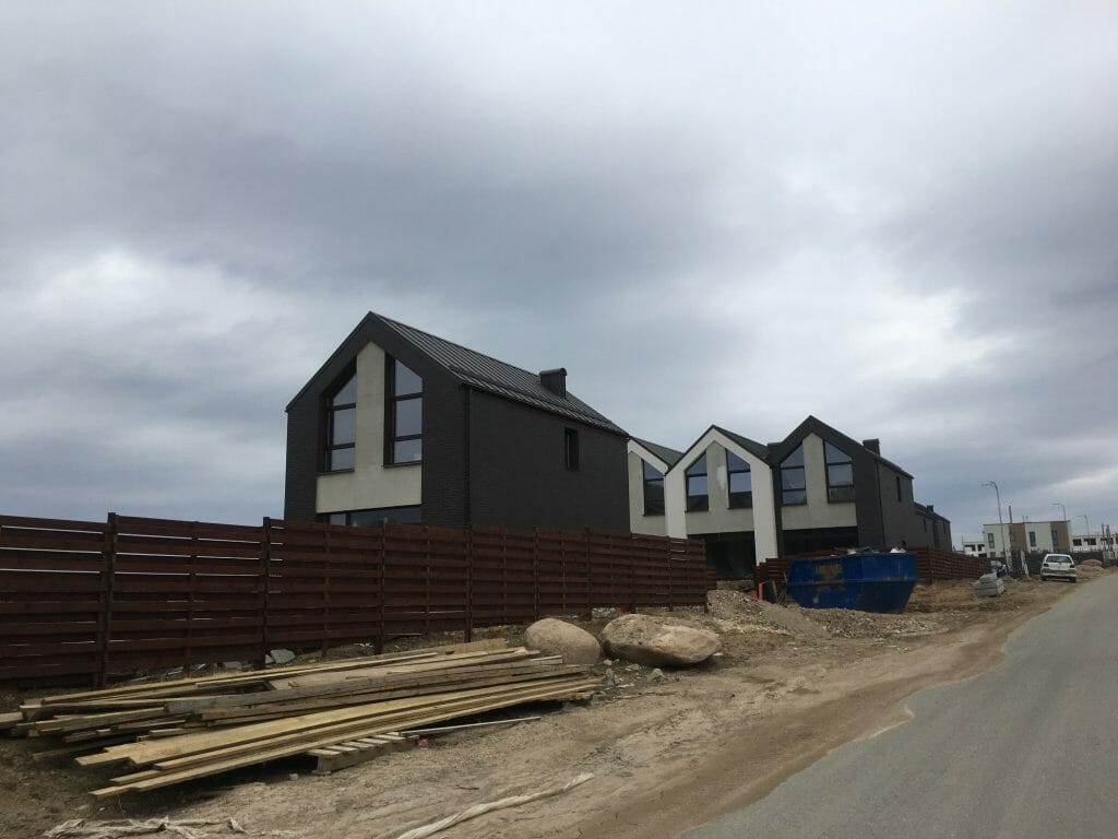 Saulės slėnis (Ukrainiečių g. 54, 56, 58, 60, 62) - Ridaelamu - ehituse fotod