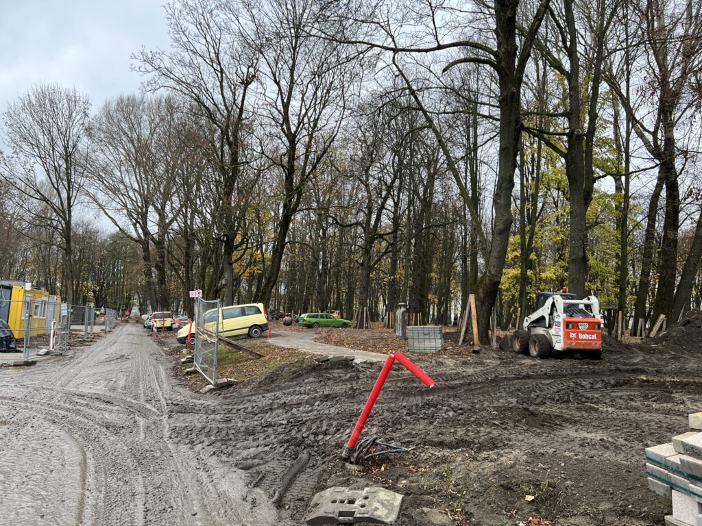 Skulptūrų parkas (K. Donelaičio g. 6B) - Park - ehituse fotod