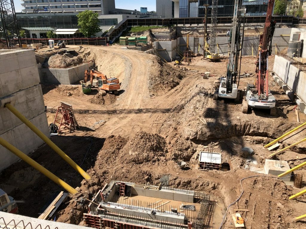 Artery (Konstitucijos pr. 18B) - Biroju centrs - būvdarbu attēli