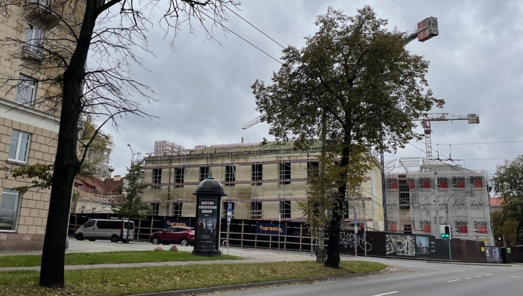 Vasario 16-osios (Vasario 16-osios g. 1) - Hotel, Office center, Primary and secondary education - construction photos