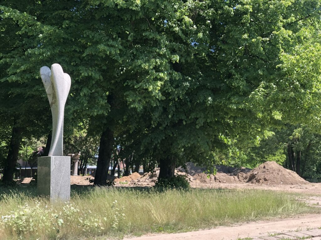 Skulptūrų parkas (K. Donelaičio g. 6B) - Park - ehituse fotod