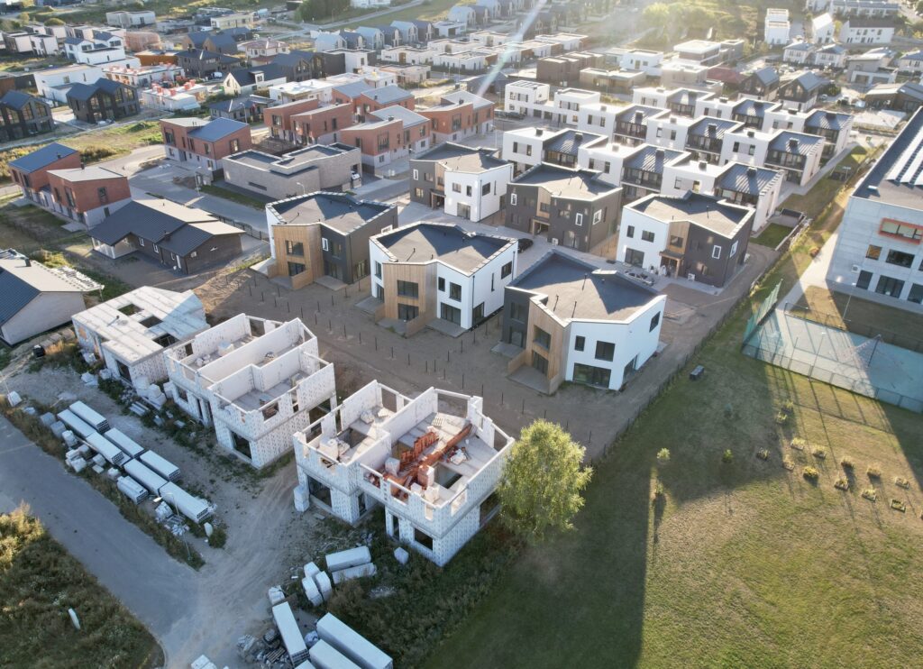 Kalnėnų TRIO 3 etapas (Albanų g. 36) - Row housing - construction photos