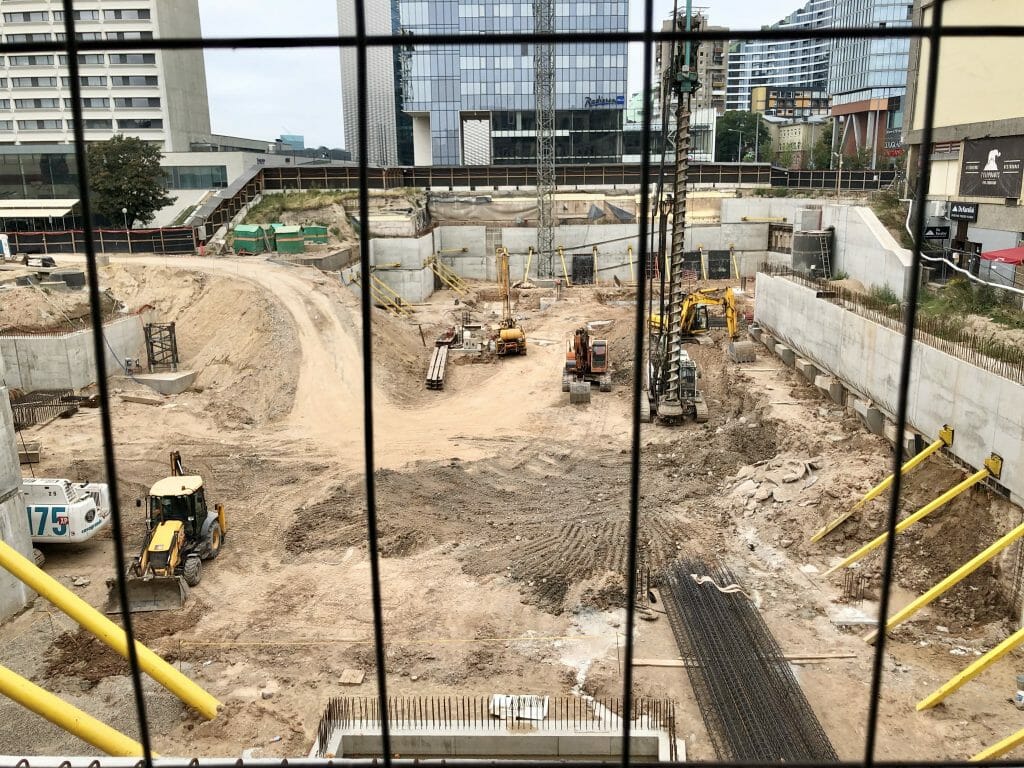 Artery (Konstitucijos pr. 18B) - Biroju centrs - būvdarbu attēli