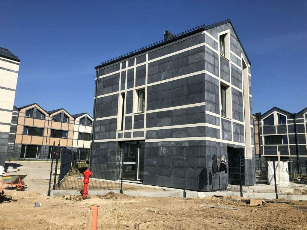 Memelhaus (Juodupio g. 35, 35A, 35B, 35C, 35D, 35E, 37) - Row housing - construction photos