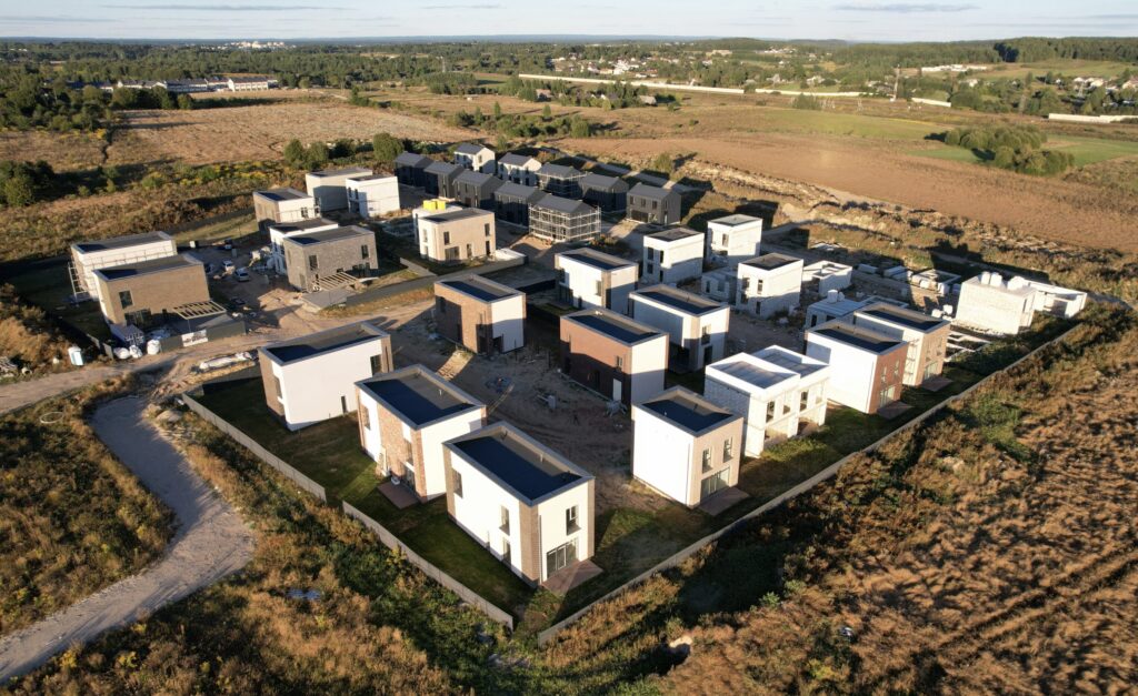 Hetitų g. namai (Hetitų g. 1, 2, 3, 4, 5, 6, 7, 8, 9, 10, 11, 12, 14, 16, 22, 24, 26, 28, 32, 33, 34, 35, 36, 37, 39, 41, 43, 47, 49) - Private house community - construction photos