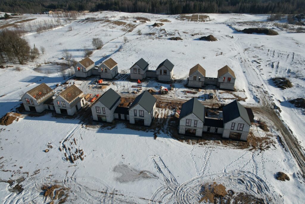 Švedų pievos (Pikutiškių g. 29F, 29G, 29H, 29K, 29J, 29I, 29L, 29M, 29N, 29L, 29R, 29P, 29O) - Private house community - construction photos