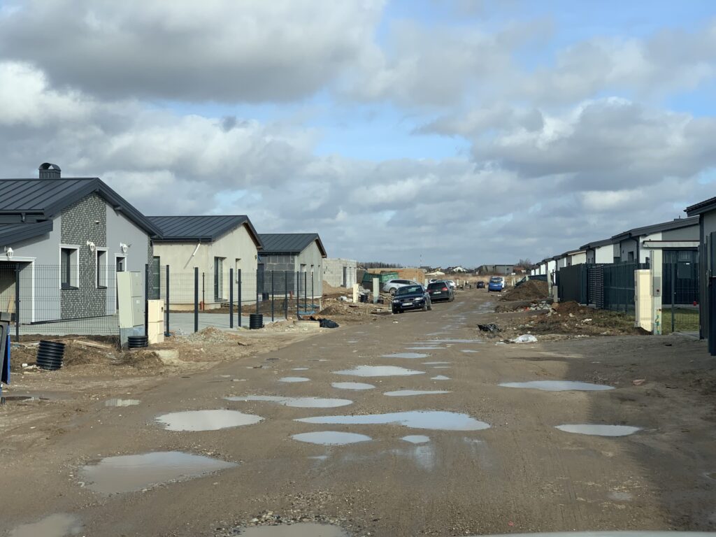 Giraitės terasos (Gervuogių g. 1, 2, 3, 5, 6, 7, 8, 9, 12 - 52 , Mėlynių g. 1, 1A, 2, 2A, 3, 3A, 4, 4A, 5, 5A - 26, 26A) - Private house community - construction photos