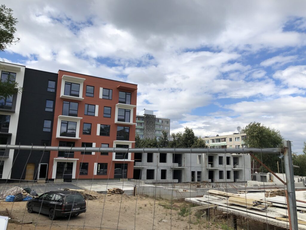 Karoliniškių namai 1 etapas (Sausio 13-osios g. 31) - Hotel, Multi apartment - construction photos