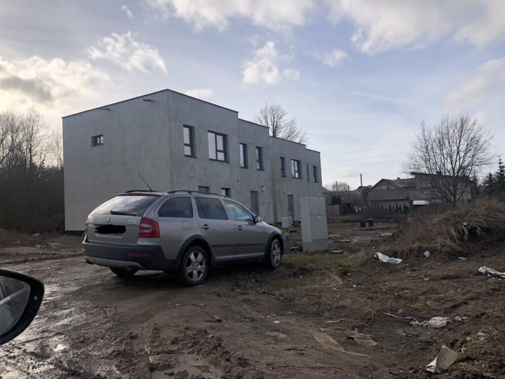 Alyvų g. 24 (Alyvų g. 24) - Ridaelamu - ehituse fotod