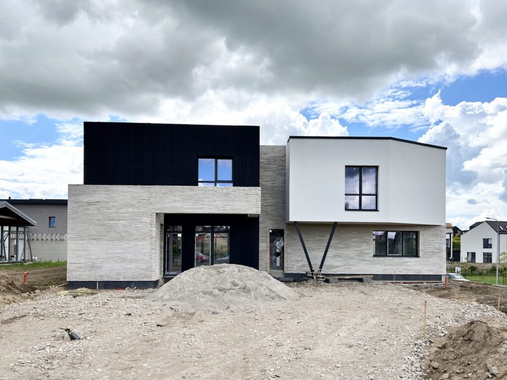 Armėnų namai (Armėnų g. 2, 14, 19 / Savičiūnų g. 3, 5, 7) - Row housing - construction photos