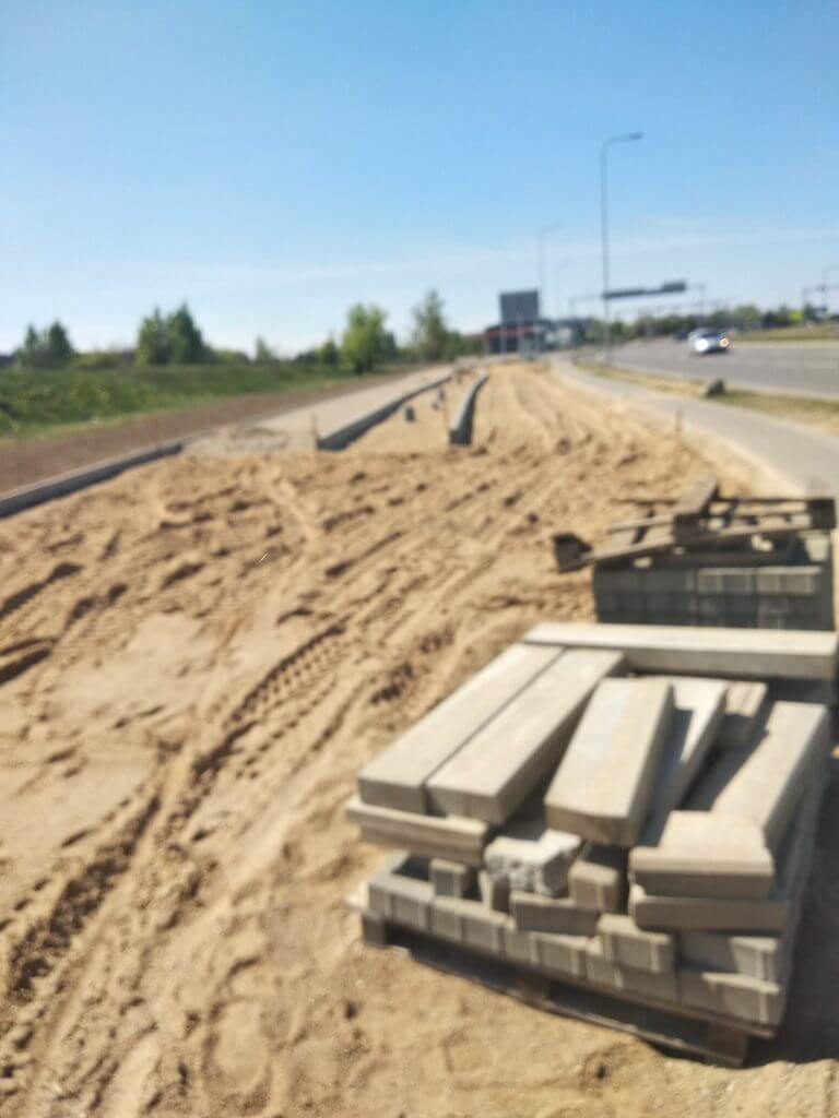 Pilaitės pr. dviračių takas (Pilaitės pr.) - Bike path - construction photos