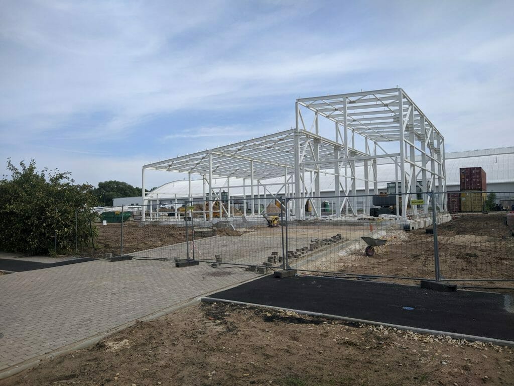 RTU mašīnzinību, transporta un aeronautikas fakultātes aeronautikas institūta angārs (Ķīpsalas iela 8) - Primary and secondary education - construction photos