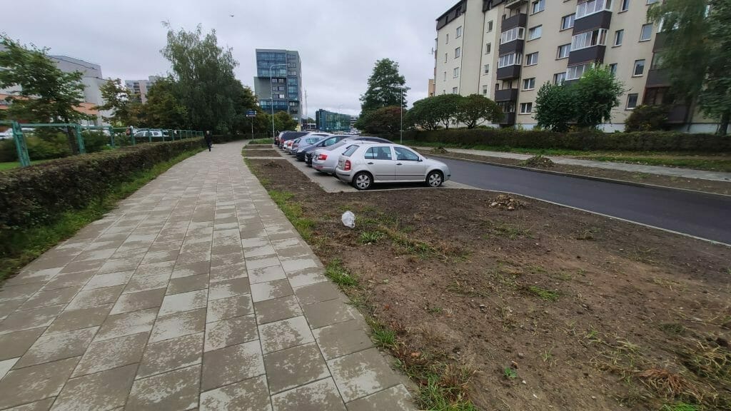 Ramaus eismo gatvė prie Vilniaus rajono centrinės poliklinikos (J. Baltrušaičio g.) - Tänav - ehituse fotod