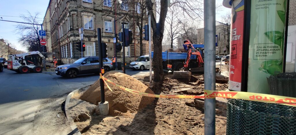 Algirdo g. dviračių takas (Algirdo g.) - Jalgrattatee, Tänav - ehituse fotod