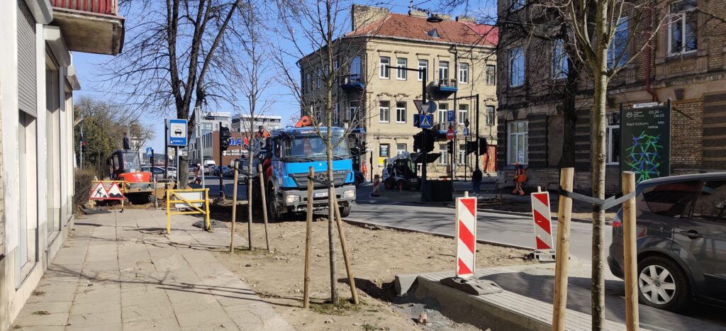 Algirdo g. dviračių takas (Algirdo g.) - Jalgrattatee, Tänav - ehituse fotod