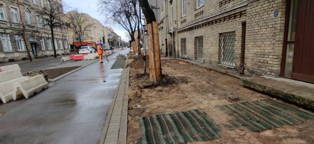 Algirdo g. dviračių takas (Algirdo g.) - Jalgrattatee, Tänav - ehituse fotod