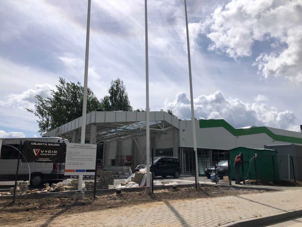 Žalia stotelė Petruičio g. (J. Petruičio g. 1) - Shopping center - construction photos