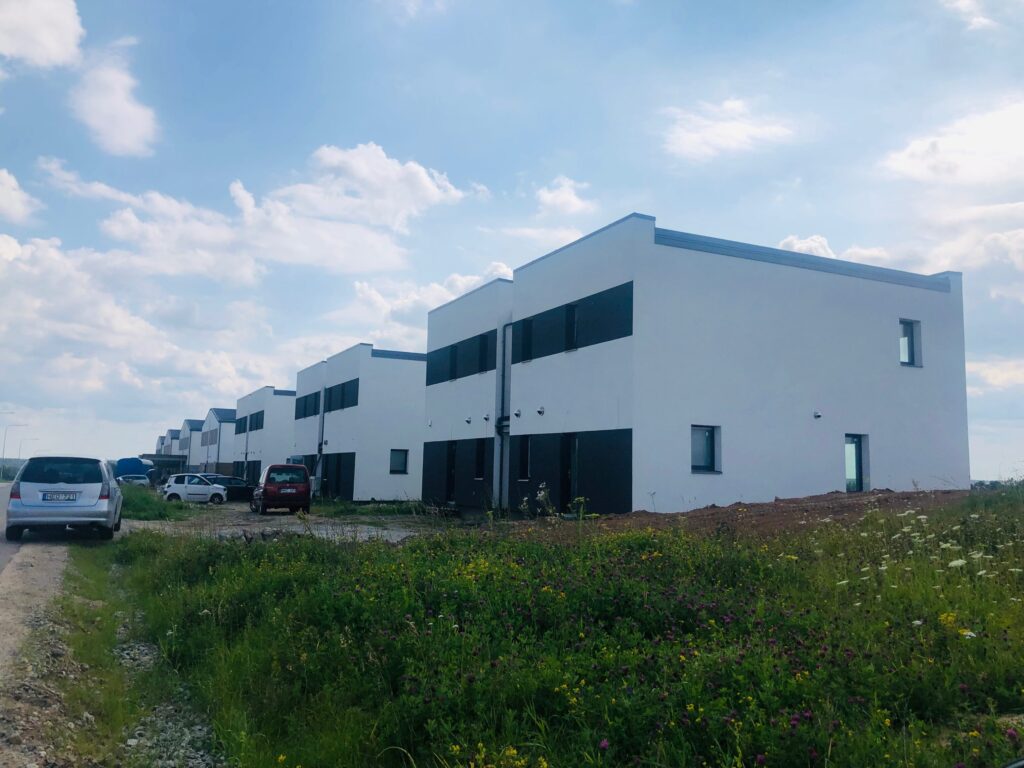 Užutrakio g. 34, 36, 38 (Užutrakio g. 34, 36, 38) - Row housing - construction photos