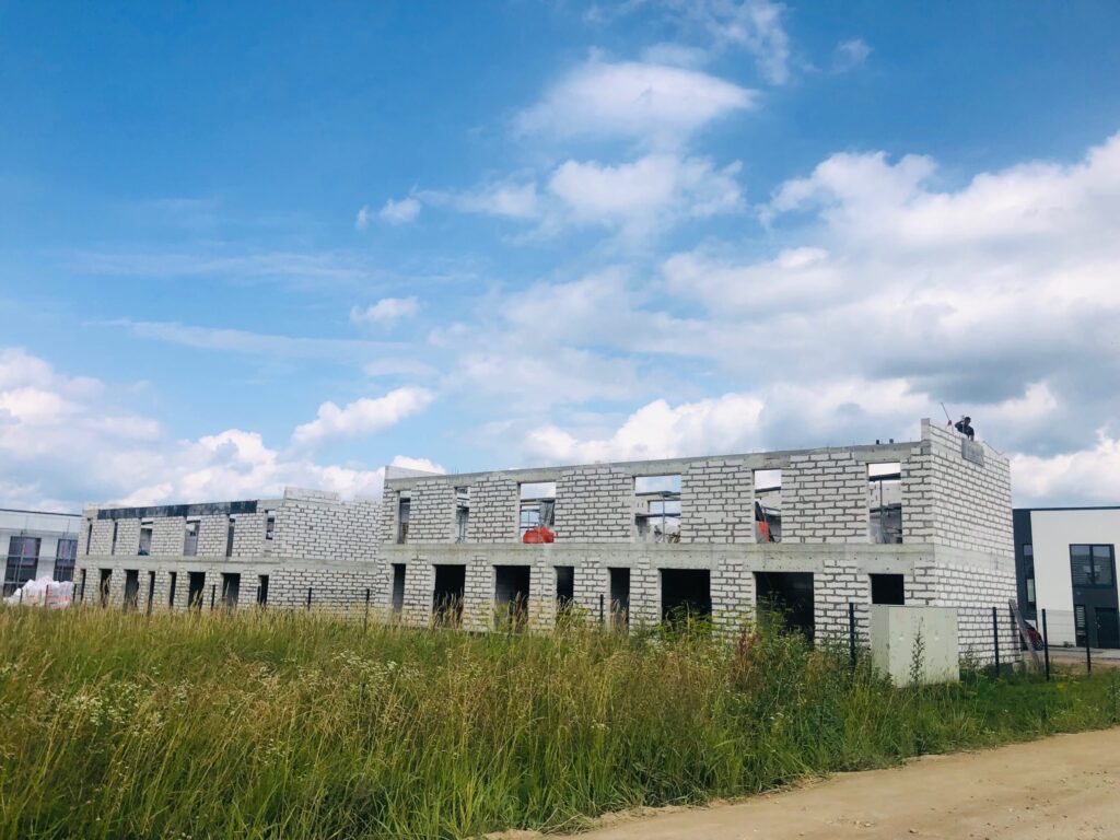 22 kaimynai (Kaimynų g. 157) - Ridaelamu - ehituse fotod