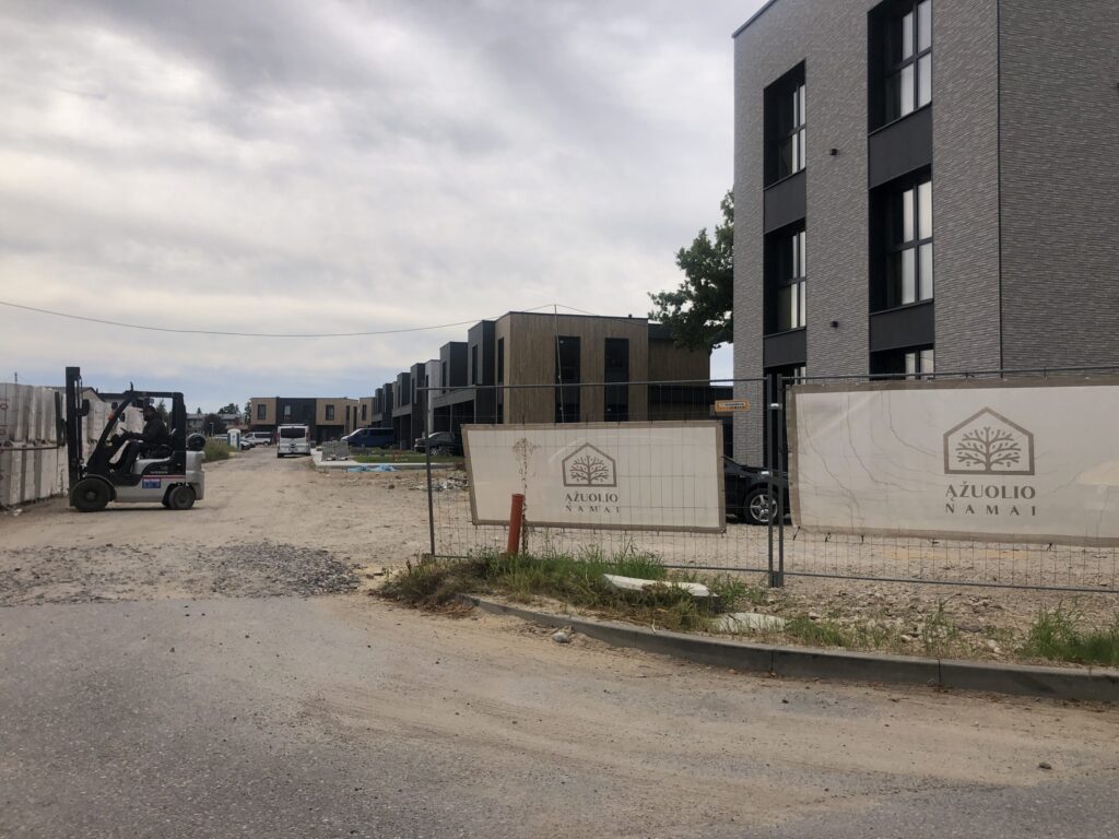 Ąžuolio namai 2 etapas (Povilo Revento g.) - Daugiabutis - statybų nuotraukos