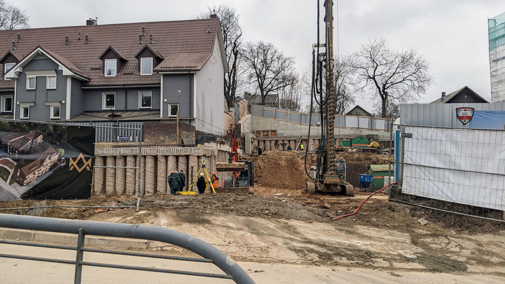 Trys karaliai (Polocko g. 25, 31) - Multi apartment - construction photos