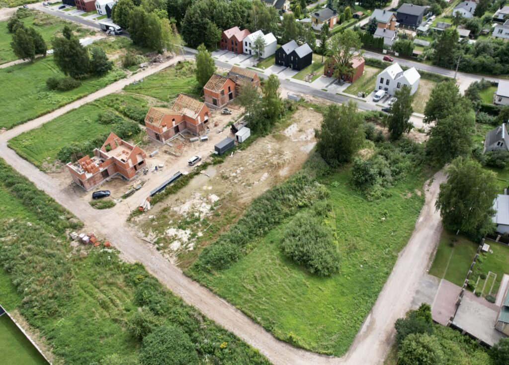 Ąžuolo kvartalas 2 etapas (Bernotų g. 4, 6, 8, 19, 21, 23) - Row housing - construction photos