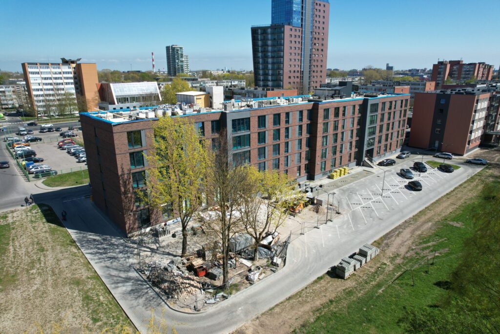 Taikos pr. 30 (Taikos pr. 30) - Daugiabutis - statybų nuotraukos