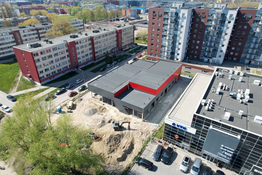 Baltijos pr. 12 (Baltijos pr. 12) - Tirdzniecības centrs - būvdarbu attēli