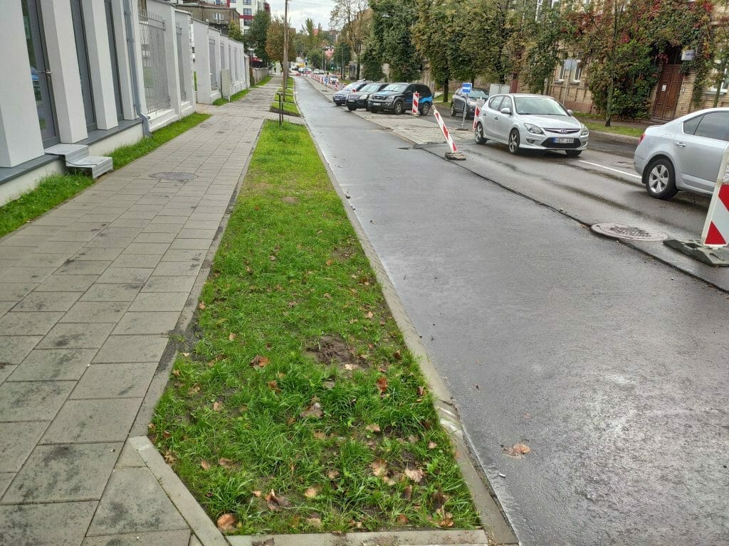 Algirdo g. dviračių takas (Algirdo g.) - Jalgrattatee, Tänav - ehituse fotod