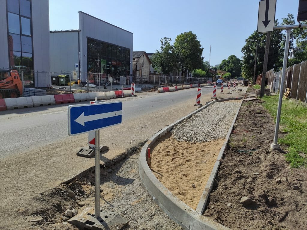 Algirdo g. dviračių takas (Algirdo g.) - Jalgrattatee, Tänav - ehituse fotod