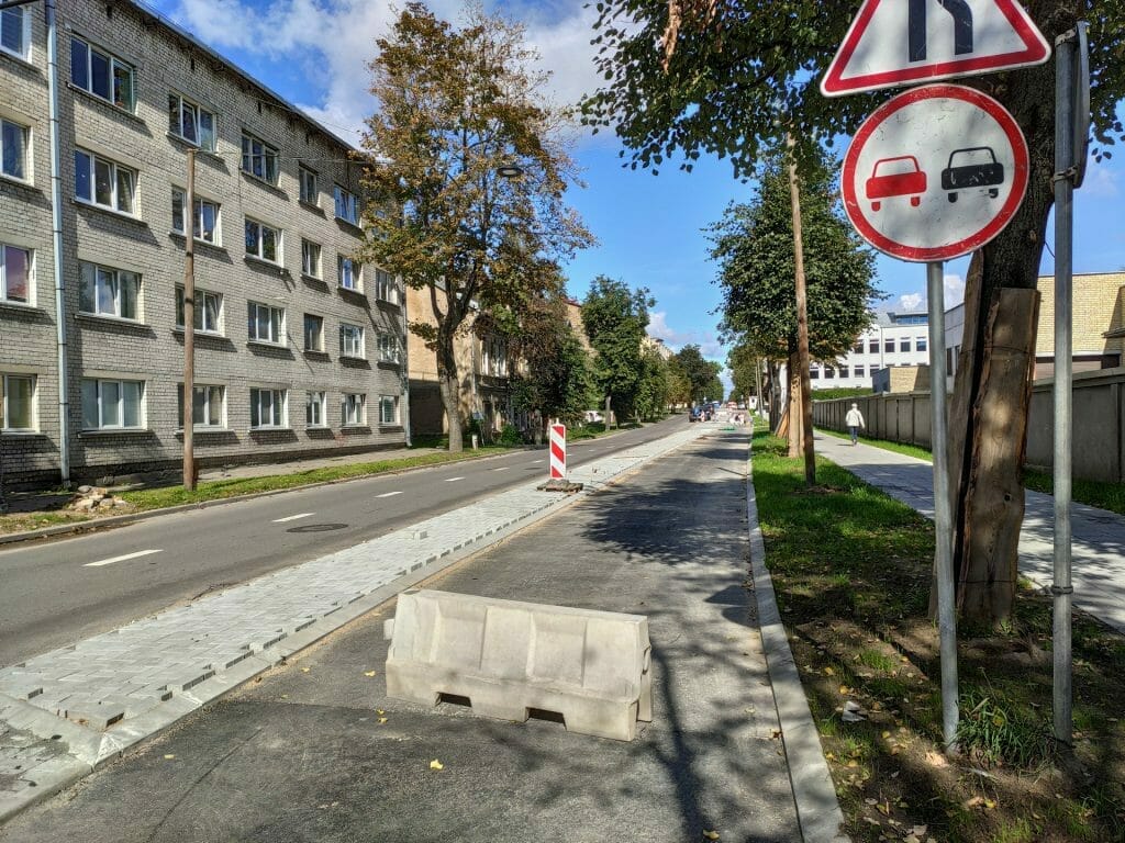Algirdo g. dviračių takas (Algirdo g.) - Jalgrattatee, Tänav - ehituse fotod