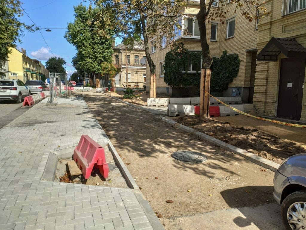 Algirdo g. dviračių takas (Algirdo g.) - Jalgrattatee, Tänav - ehituse fotod